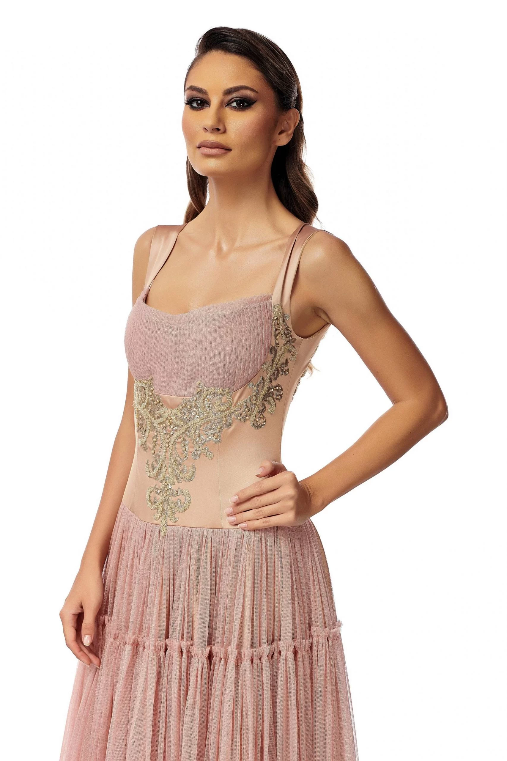 Rochie de seara cu broderie